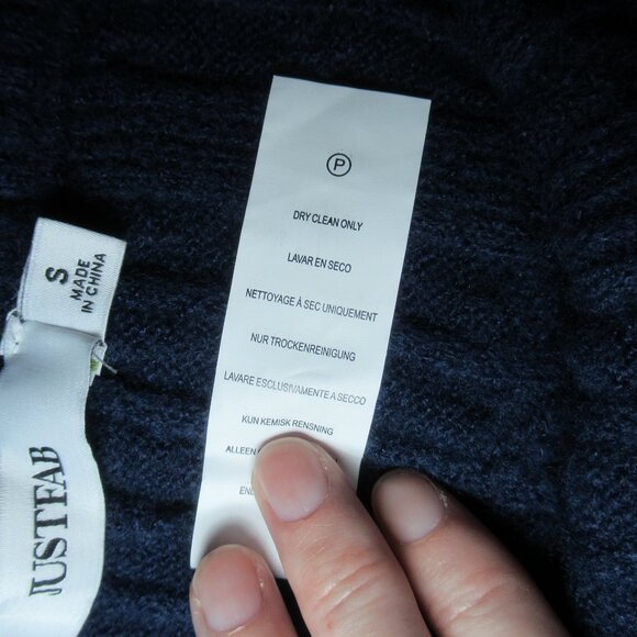JUSTFAB Navy Cable Knit Leggings | NWT | Size Small - Picture 10 of 11